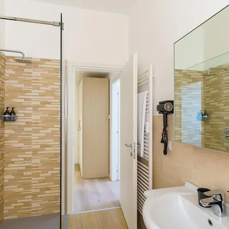Hideout Apartment *
